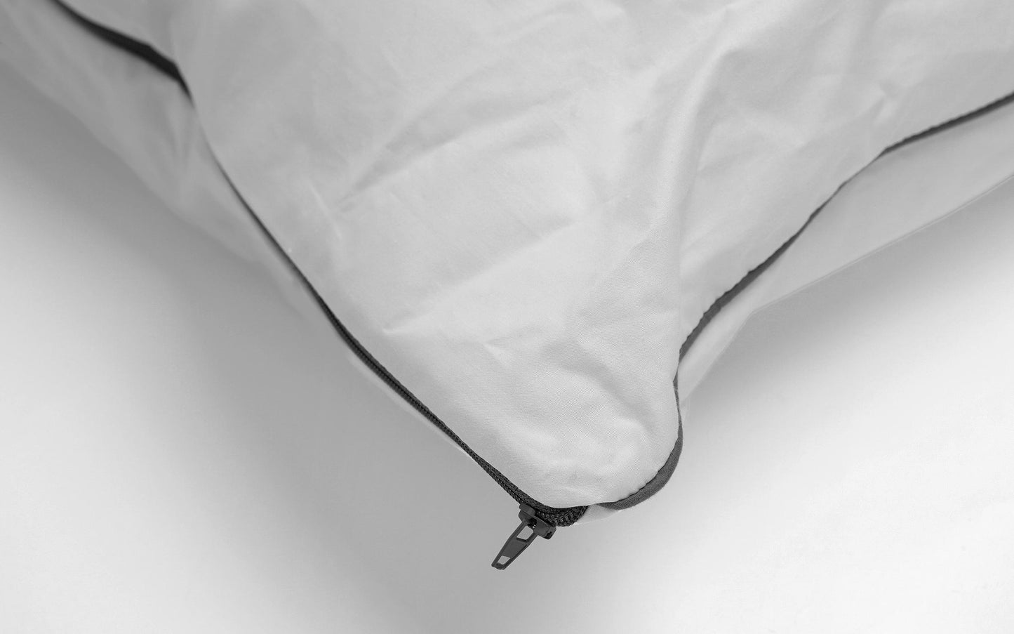Ρυθμιζόμενο μαξιλάρι Invincible 50x70 άσπρο